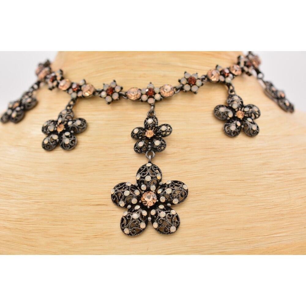 SNK Vintage Crystal Flower Collar Dangle Necklace Chocolate Milk Signed Bin6B